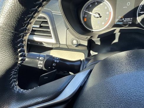 Used 2023 Subaru Forester Limited image 33