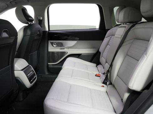 New 2026 Lincoln Nautilus Reserve AWD/4WD image 21