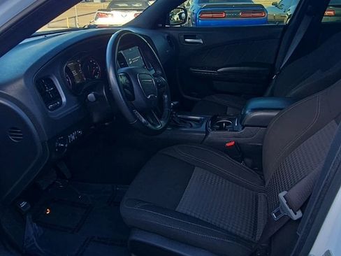 Used 2023 Dodge Charger SXT w/ Blacktop Package image 12