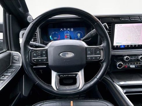 Used 2024 Ford F250 Platinum image 10