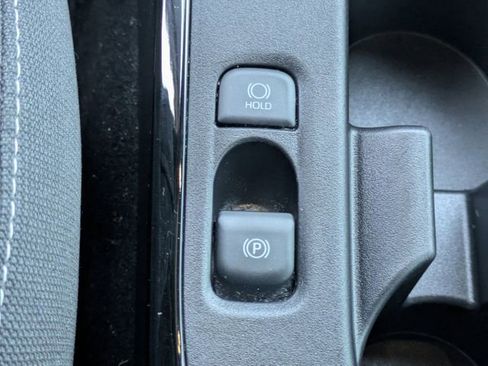 Certified 2024 Toyota Corolla SE image 15