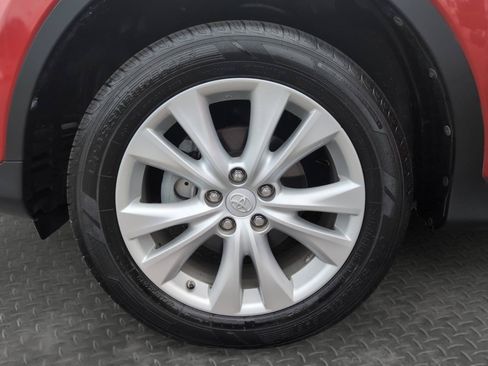 Used 2013 Toyota RAV4 Limited AWD/4WD image 31