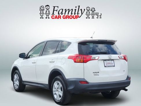 Used 2015 Toyota RAV4 LE FWD image 3