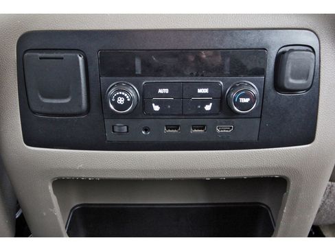 Used 2018 Chevrolet Tahoe Premier image 14