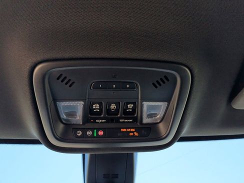 Used 2023 Chevrolet Traverse Premier w/ LPO, Floor Liner Package FWD image 21