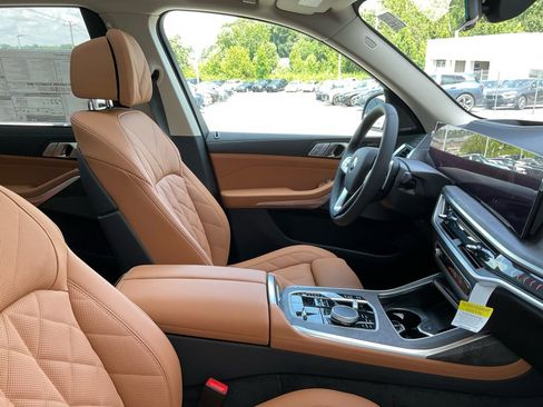 Certified 2026 BMW X7 xDrive40i image 30