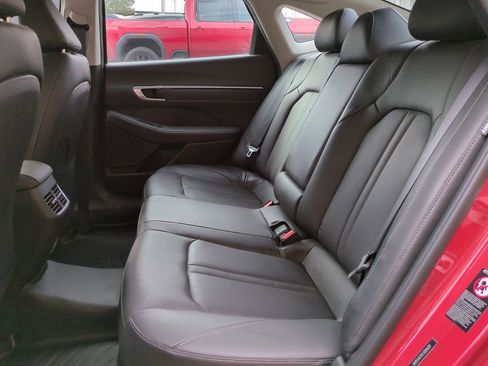 Used 2020 Hyundai Sonata Limited image 13