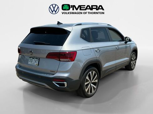 Used 2022 Volkswagen Taos SE AWD/4WD image 5