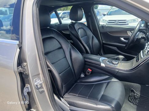 Used 2019 Mercedes-Benz C 300 4MATIC Sedan w/ Premium Package image 18