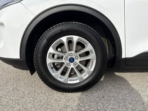 Used 2020 Ford Escape SE image 36