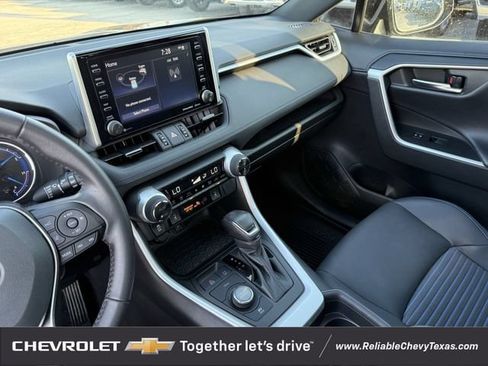 Used 2021 Toyota RAV4 XSE AWD/4WD image 18