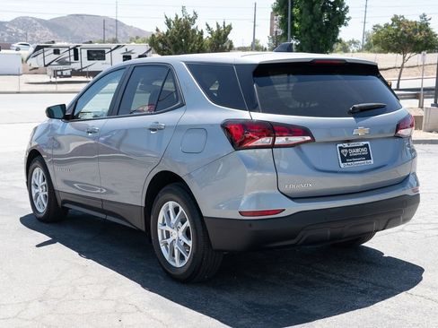 Used 2024 Chevrolet Equinox LS w/ LS Convenience Package FWD image 7