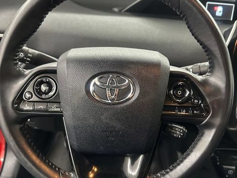 Used 2021 Toyota Prius Prime LE FWD image 15