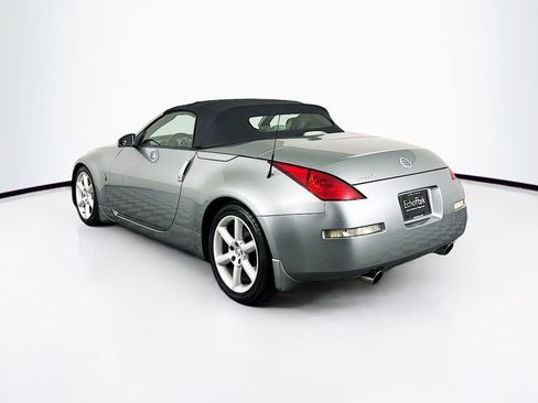 Used 2005 Nissan 350Z Touring image 5