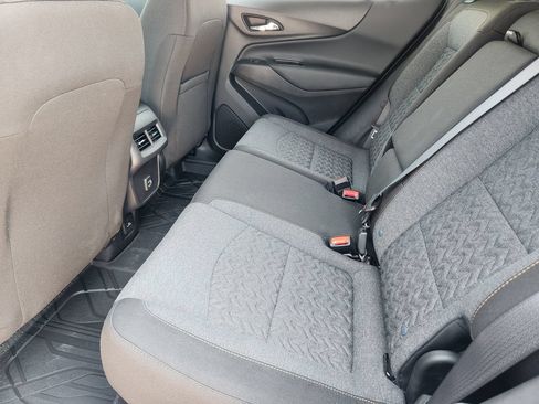 Certified 2024 Chevrolet Equinox LT FWD image 29