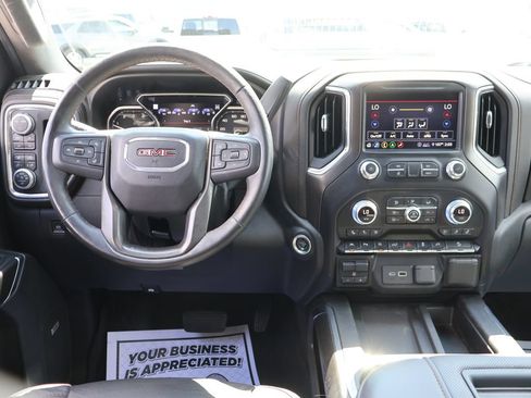 Used 2020 GMC Sierra 1500 AT4 w/ AT4 Premium Package AWD/4WD image 17