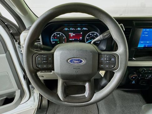 Used 2025 Ford F250 XLT AWD/4WD image 9