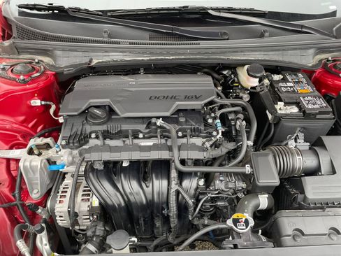 Used 2025 Kia K4 LXS image 32