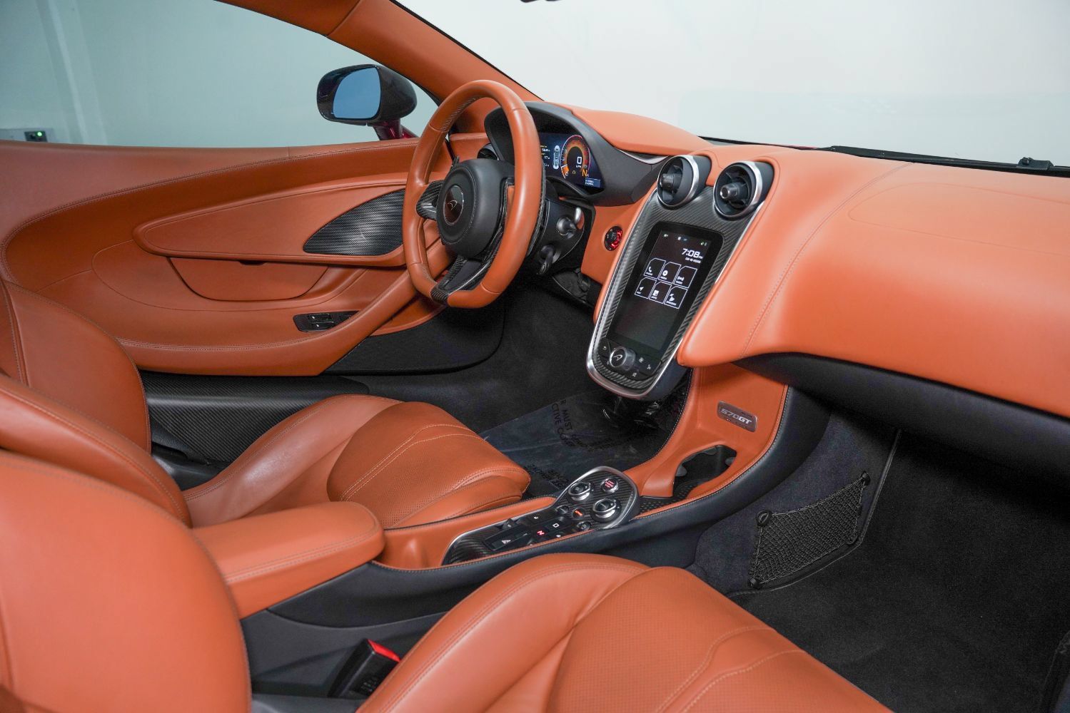 Used 2017 McLaren 570S RWD image 9