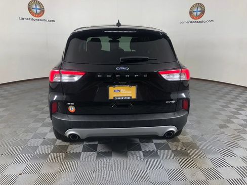 Used 2022 Ford Escape SE w/ Cold Weather Package AWD/4WD image 17
