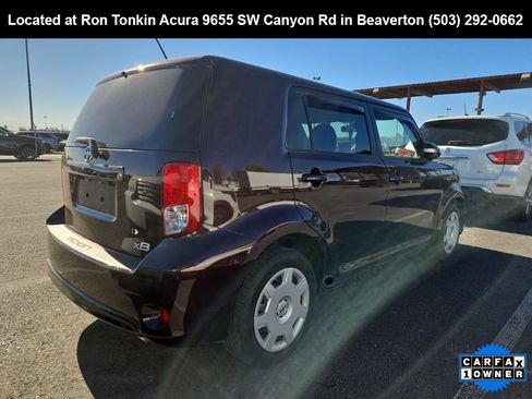 Used 2014 Scion xB image 6