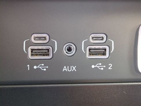 New 2025 Jeep Grand Cherokee Limited w/ Black Appearance Package image 24