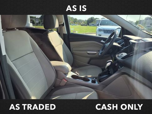 Used 2014 Ford Escape SE w/ Equipment Group 201A FWD image 17