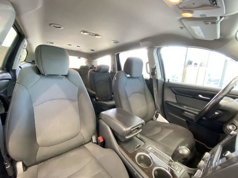 Used 2016 Chevrolet Traverse LT AWD/4WD image 27