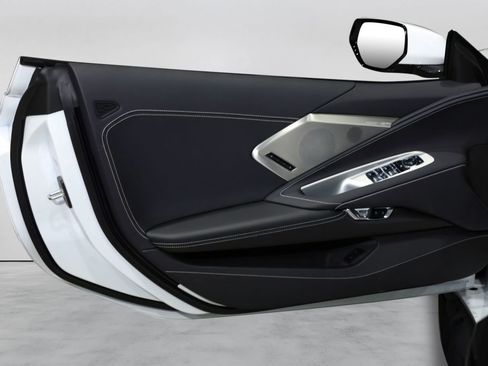 Used 2025 Chevrolet Corvette Z06 image 45