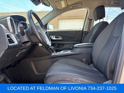 Used 2017 Chevrolet Equinox LT w/ Convenience Package AWD/4WD image 6