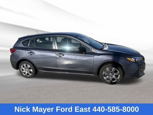 Used 2017 Subaru Impreza 2.0i image 8