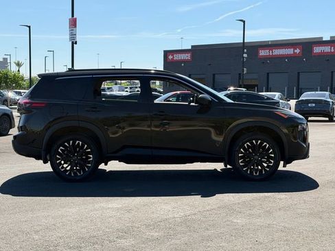 New 2026 Nissan Rogue SV FWD image 7