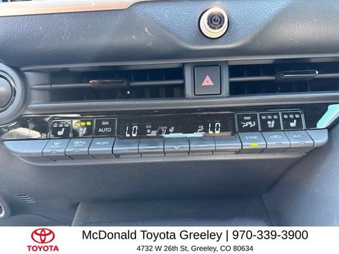 Used 2023 Toyota Crown AWD/4WD image 7