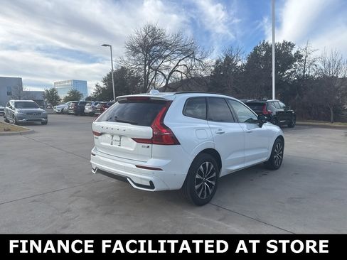 Certified 2025 Volvo XC60 B5 Plus image 5