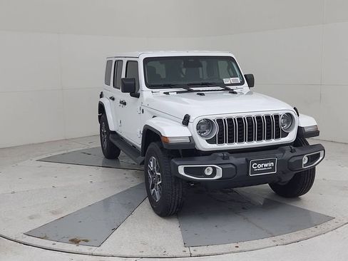 New 2025 Jeep Wrangler Sahara image 4