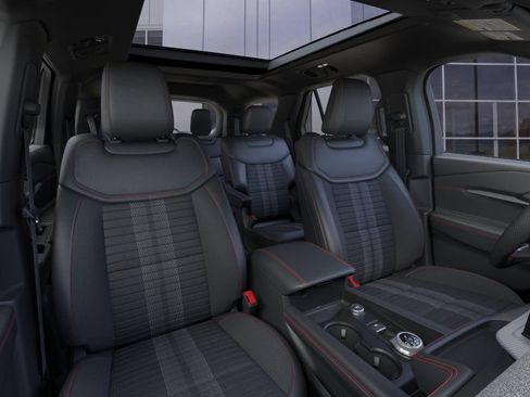 New 2026 Ford Explorer ST-Line w/ ST-Line Street Pack AWD/4WD image 11