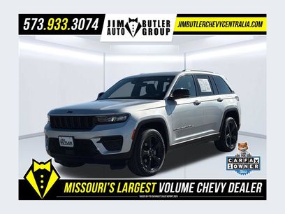 Used 2023 Jeep Grand Cherokee Altitude