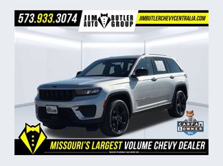 Used 2023 Jeep Grand Cherokee Altitude AWD/4WD 360° Tour