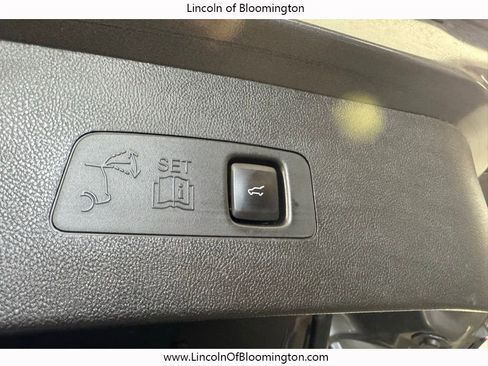 Certified 2022 Lincoln Corsair AWD w/ Equipment Group 101A image 28