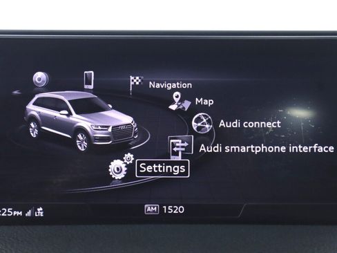 Used 2018 Audi Q7 3.0T Prestige w/ Prestige Package AWD/4WD image 19