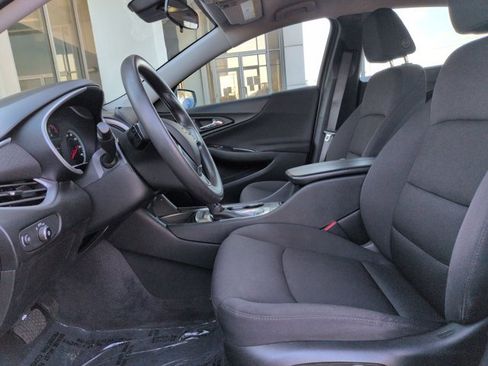 Used 2023 Chevrolet Malibu LT image 14