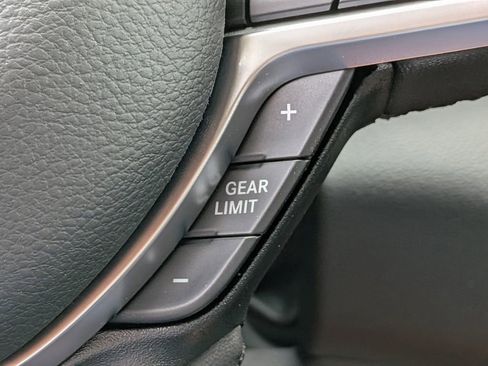 New 2026 RAM 1500 4x4 Crew Cab image 30