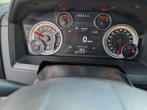 Used 2016 RAM 2500 Laramie image 18