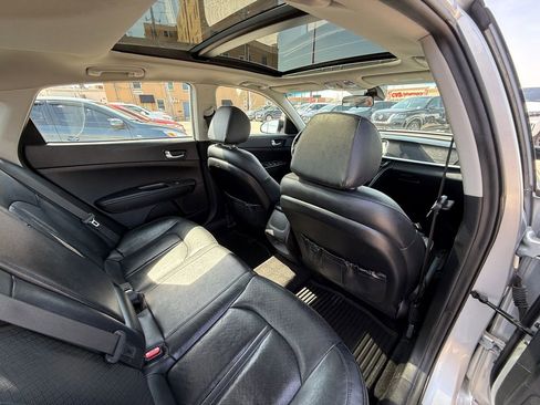 Used 2020 Kia Optima SE FWD image 16