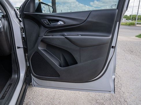 Used 2021 Chevrolet Equinox LT FWD image 13