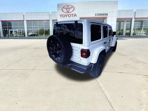 Used 2023 Jeep Wrangler Unlimited Sahara w/ Cold Weather Group AWD/4WD image 46