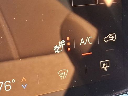 Used 2025 GMC Acadia Elevation image 27