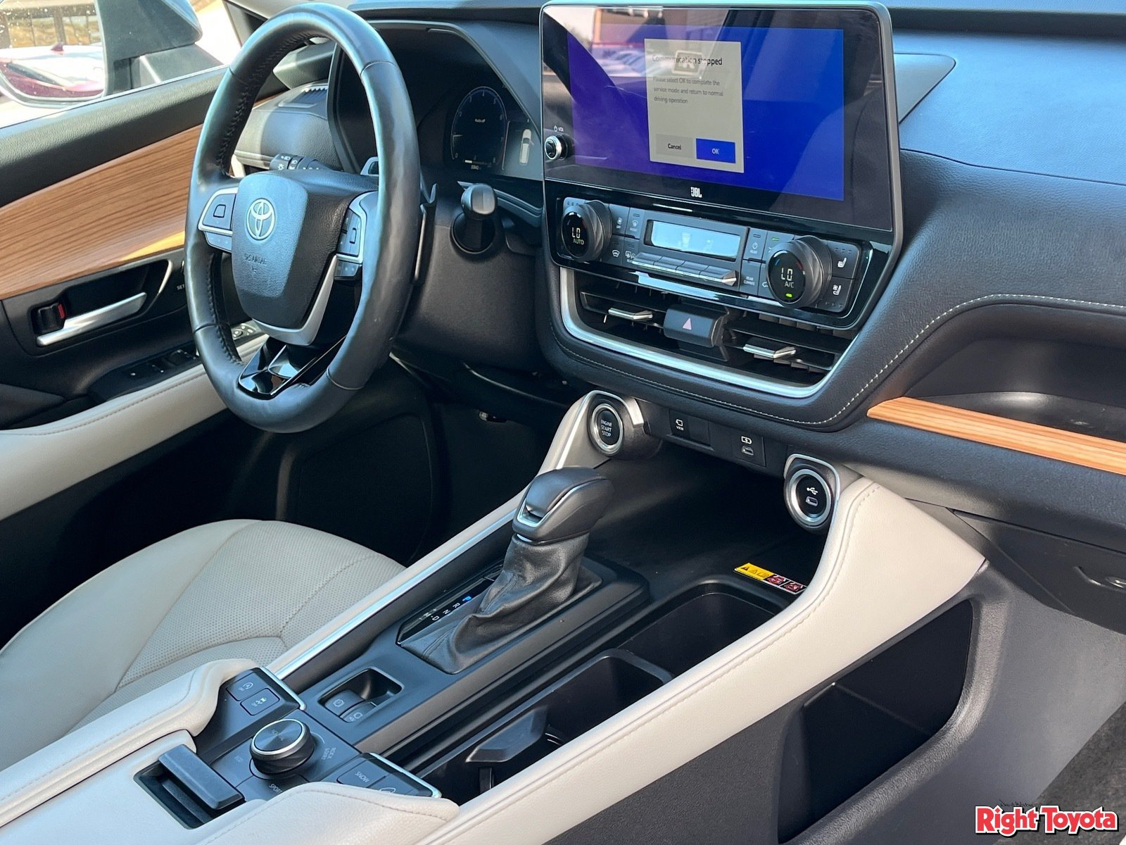Certified 2025 Toyota Grand Highlander AWD image 13