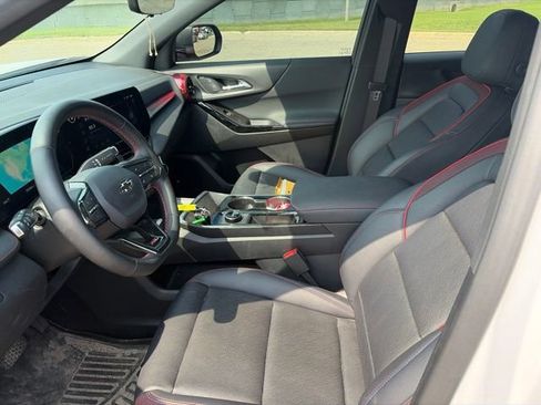 Used 2025 Chevrolet Equinox RS w/ Safety and Technology Package AWD/4WD image 6