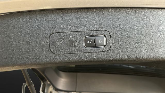 Used 2023 Lincoln Aviator Grand Touring w/ Equipment Group 301A AWD/4WD image 42